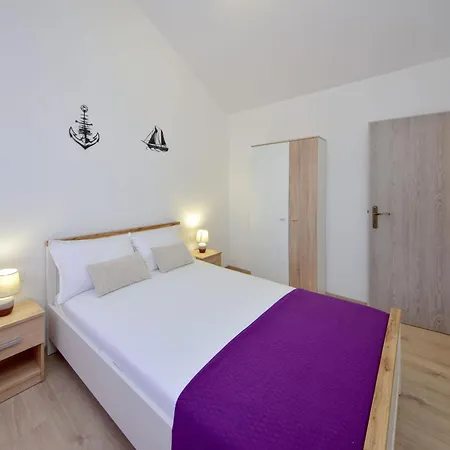 Brankovi Dvori By Interhome Prigradica