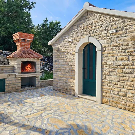 Brankovi Dvori By Interhome *