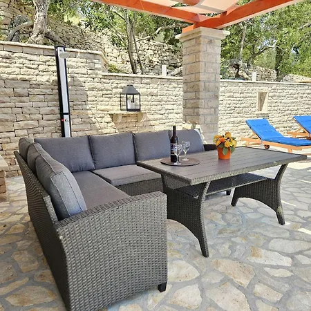 Vakantiehuis Brankovi Dvori By Interhome