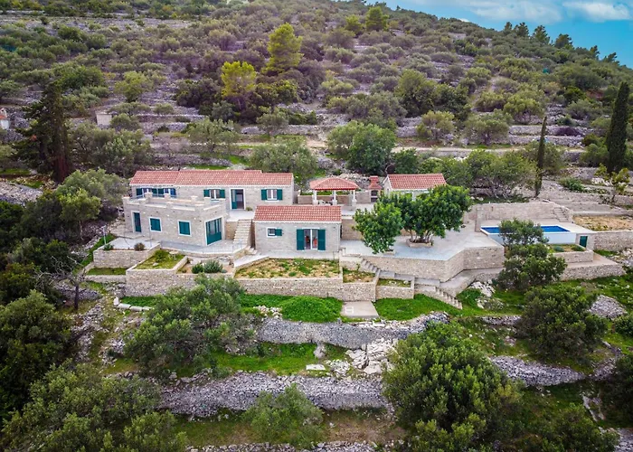 Brankovi Dvori By Interhome 펜션 프리그라디차