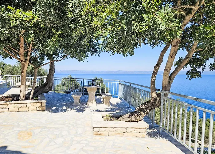 Brankovi Dvori By Interhome 펜션 *